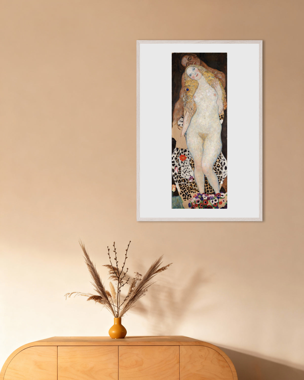 Poster Adam en Eva (1917–1918) van Gustav Klimt met witte houten lijst