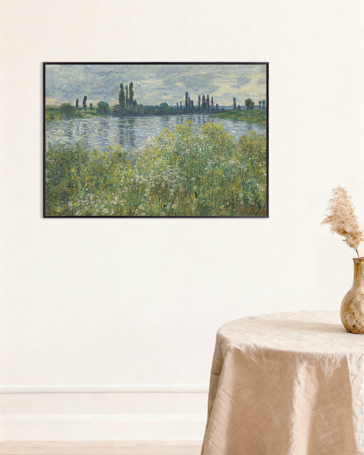 Poster Oevers van de Seine bij Vétheuil (1880) van Claude Monet met metalen lijst