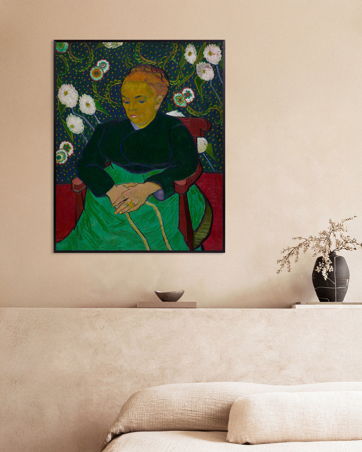 Poster van La Berceuse, Madame Roulin wiegt die Wiege (1889), Vincent van Gogh, met metalen lijst