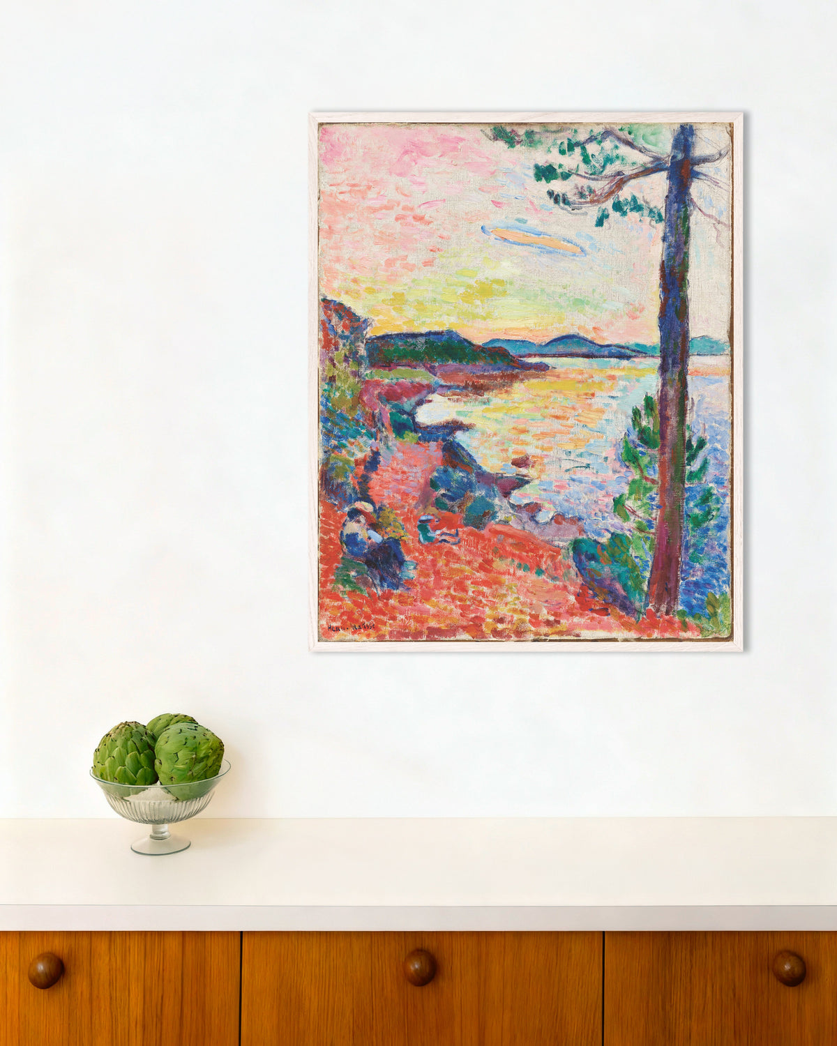 Poster van Le Goûter, De baai van Saint-Tropez (1904) van Henri Matisse, met witte houten lijst