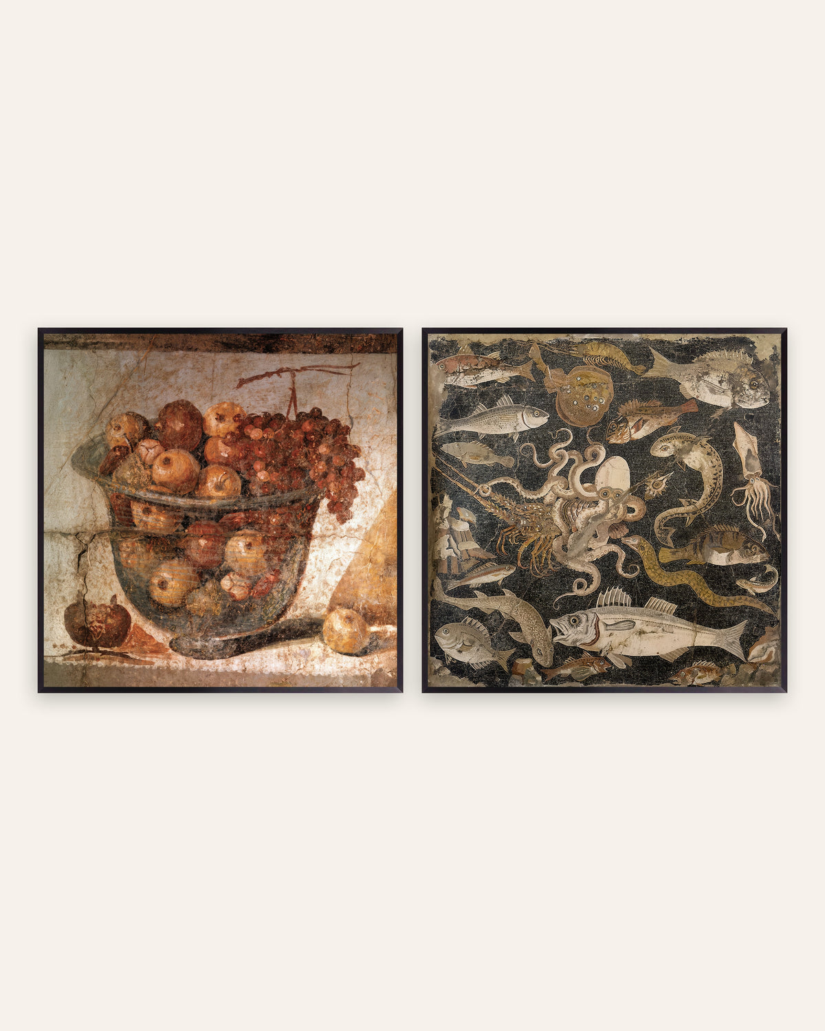 Pompeii keukenposters, set van 2: fruitschaal en vismozaïek, in zwarte metalen lijsten