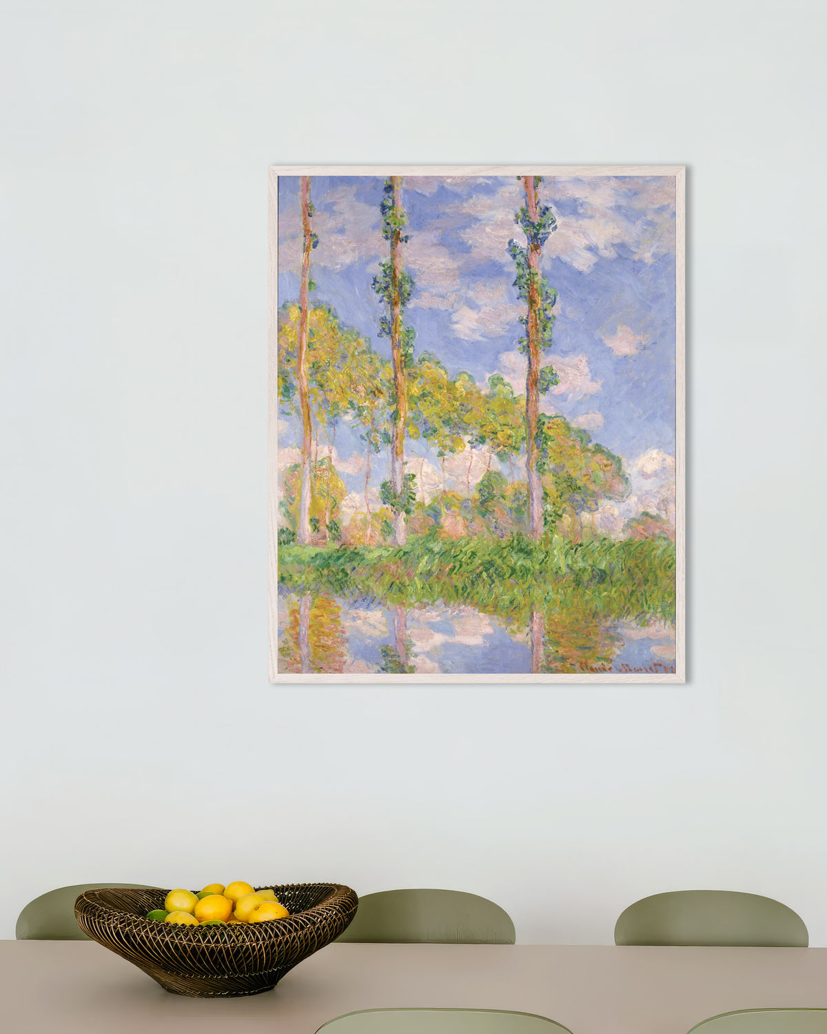 Poster Populieren in de zon (1891) van Claude Monet met witte houten lijst