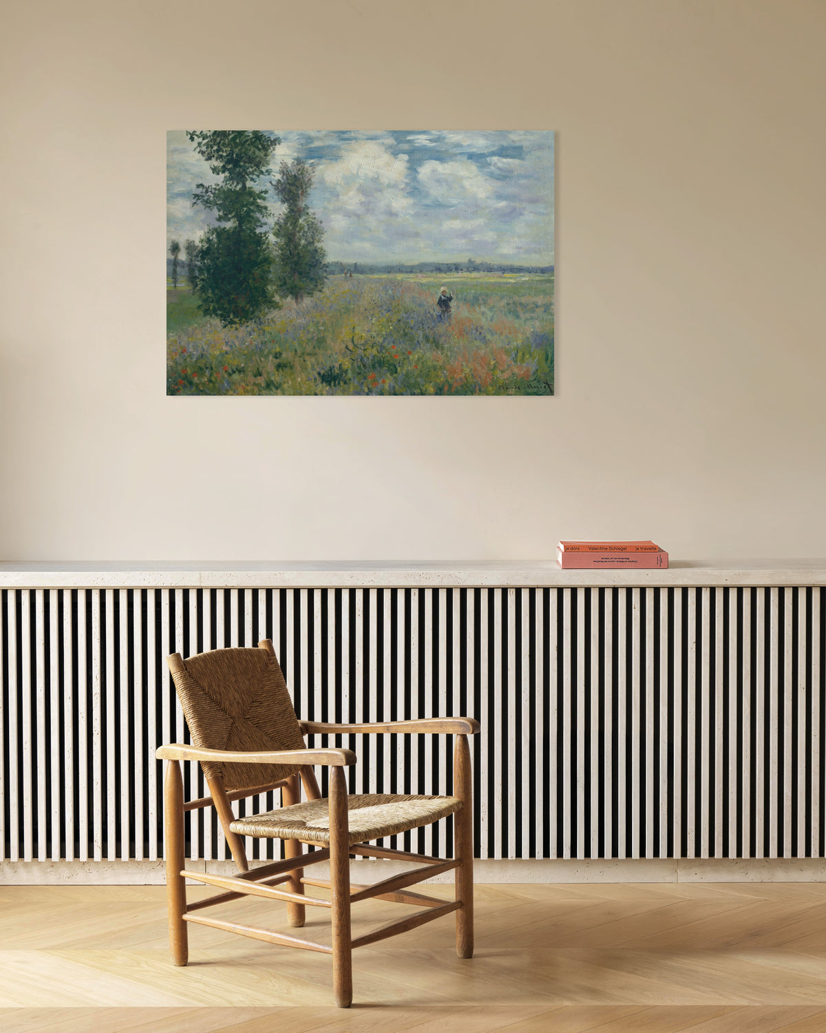 Poster Klaprozenvelden bij Argenteuil (1875) van Claude Monet