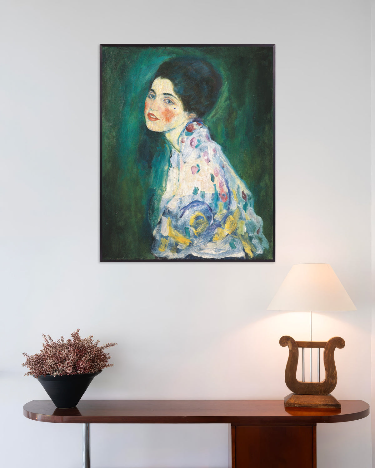 Poster Portret van een dame (1916–1917) van Gustav Klimt met metalen lijst