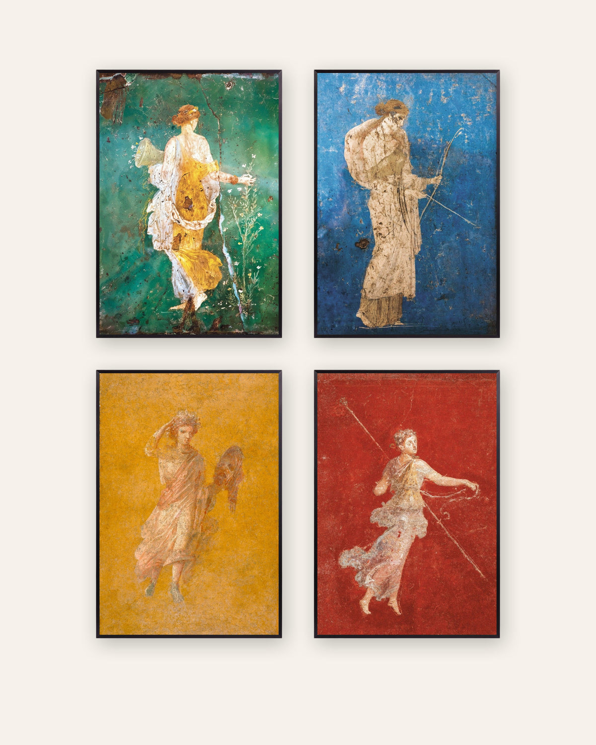 Set van 4 posters met Romeinse fresco’s, Flora, Artemis, Melpomene en Maenade, in zwarte metalen lijsten