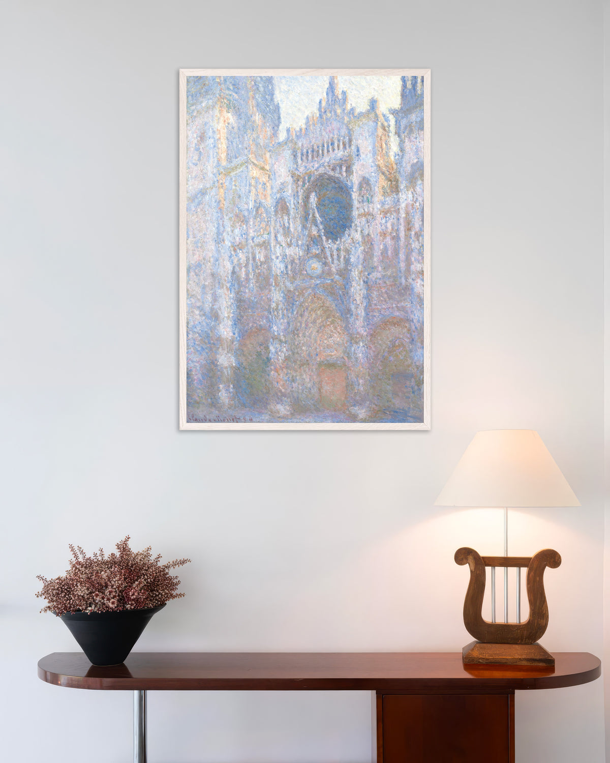 Poster De kathedraal van Rouen, westgevel (1894) van Claude Monet met witte houten lijst