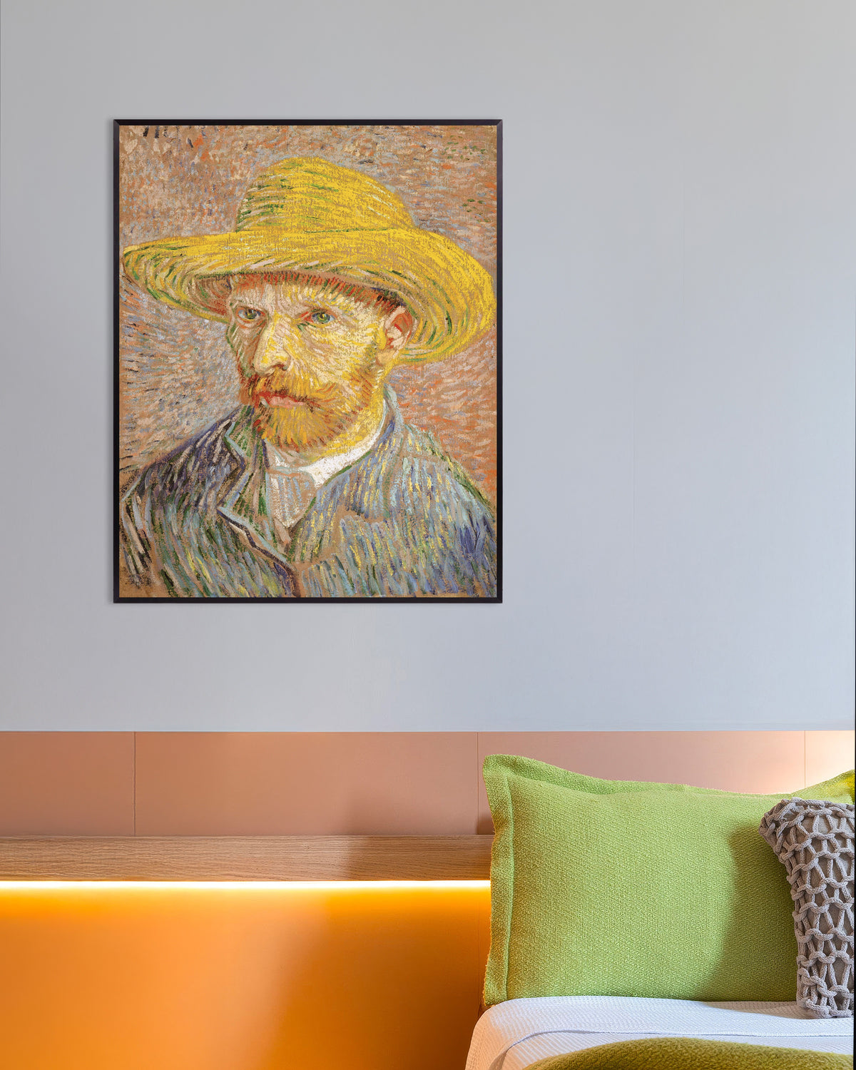 Poster van Zelfportret met strohoed tegen een oranje achtergrond (1887) van Vincent van Gogh, met metalen lijst