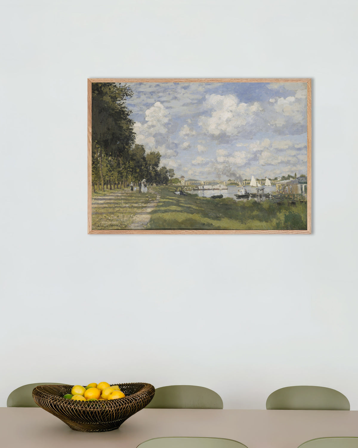Poster Het bassin van Argenteuil (ca. 1872) van Claude Monet met naturel houten lijst