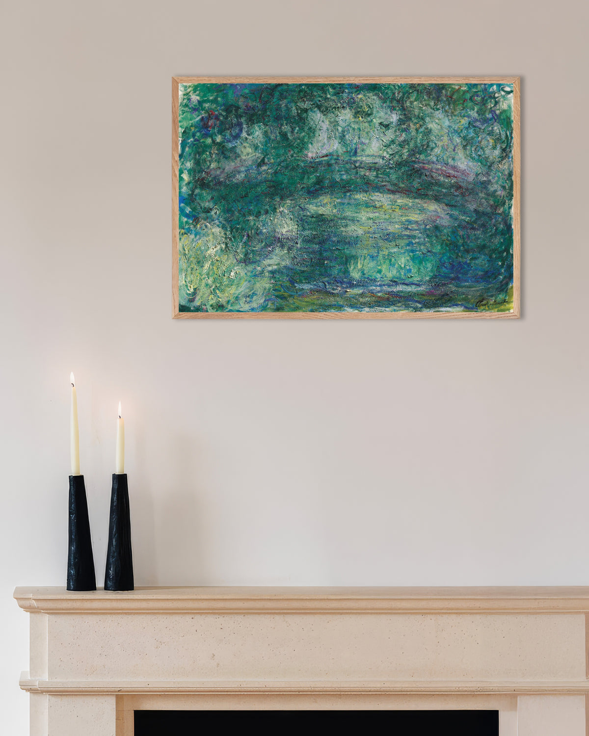Poster De Japanse brug (1918–1924) van Claude Monet met naturel houten lijst