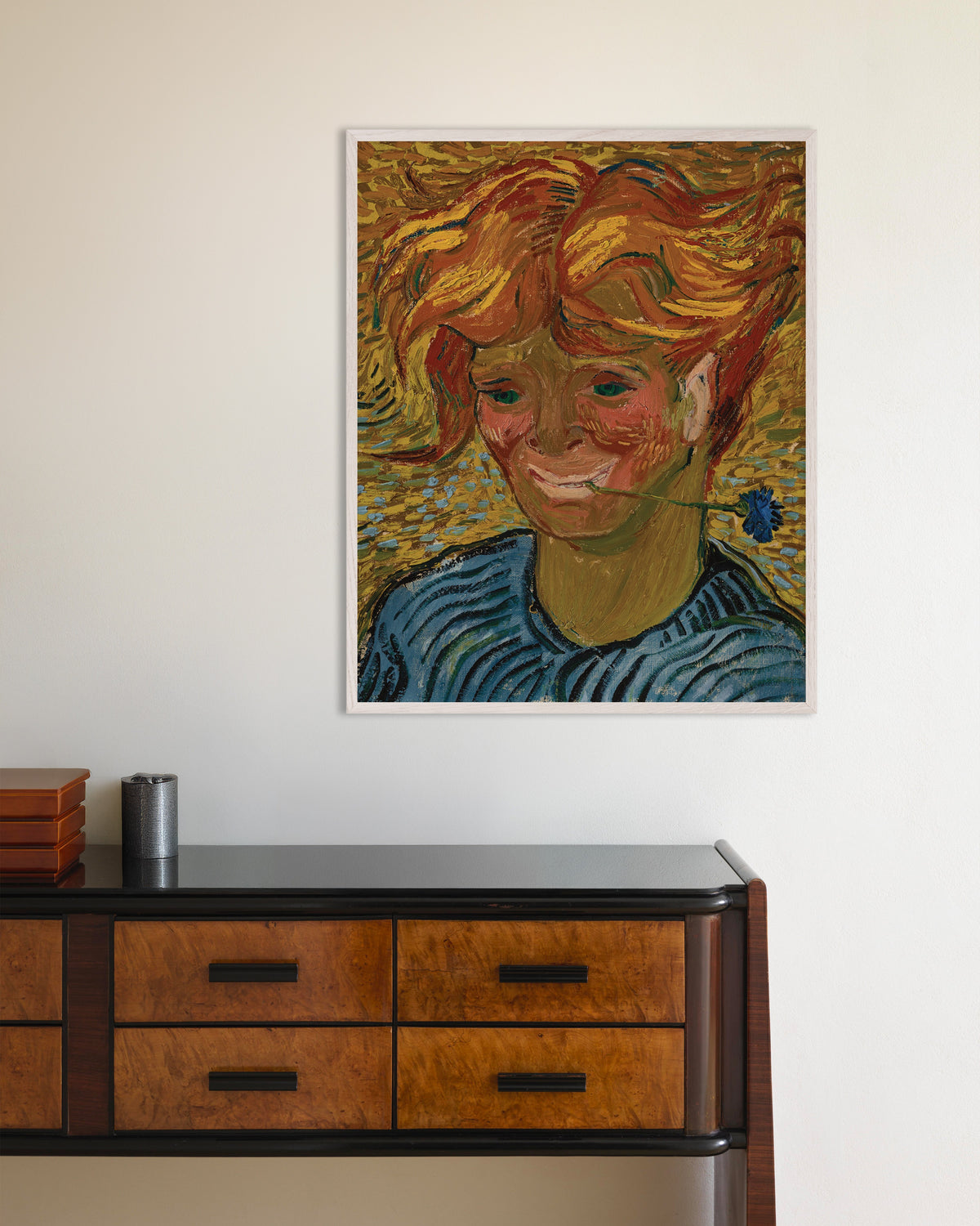 Poster van Jonge man met een korenbloem (1890) van Vincent van Gogh, met witte houten lijst