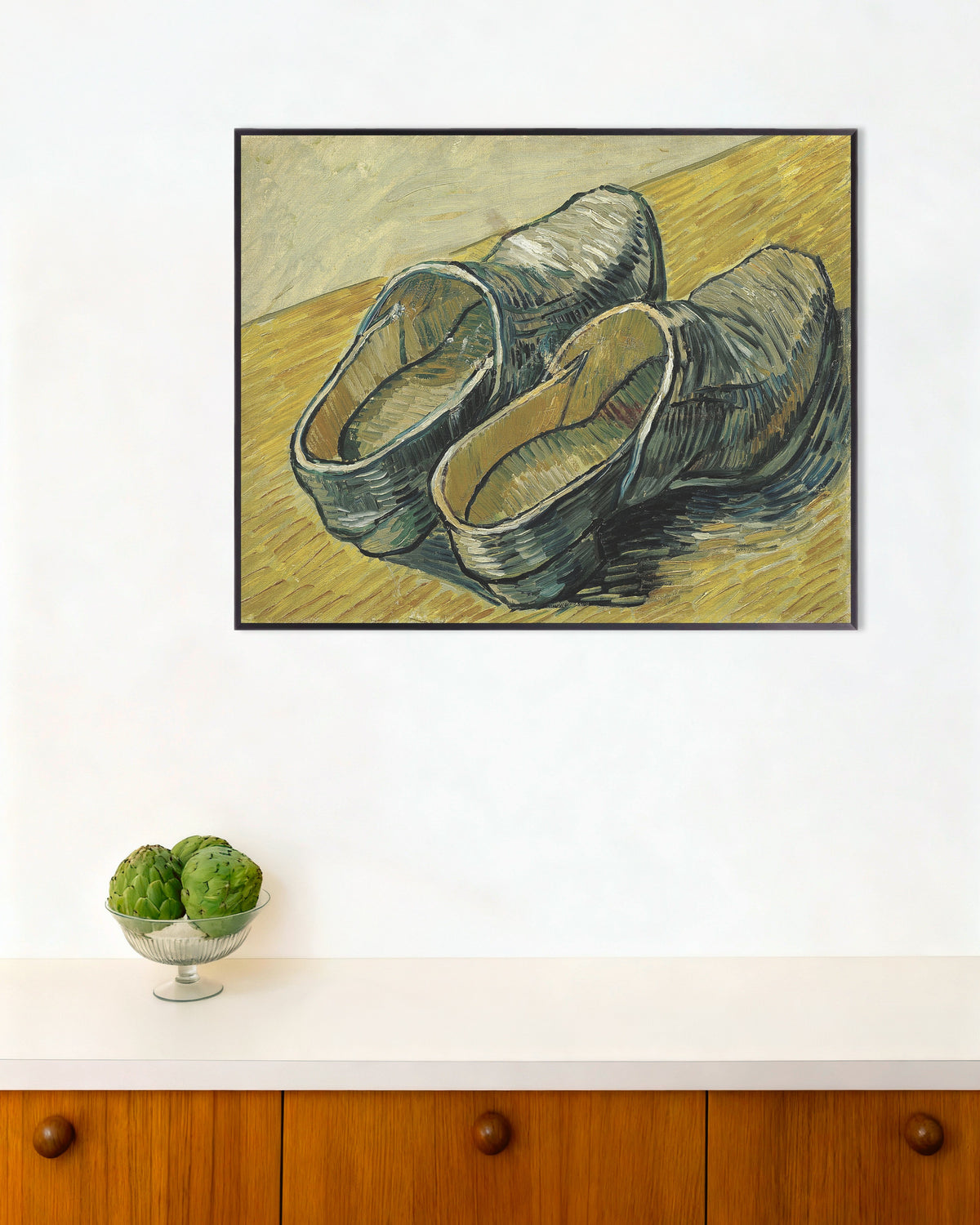 Poster van Een paar leren klompen (1888) van Vincent van Gogh, met metalen lijst