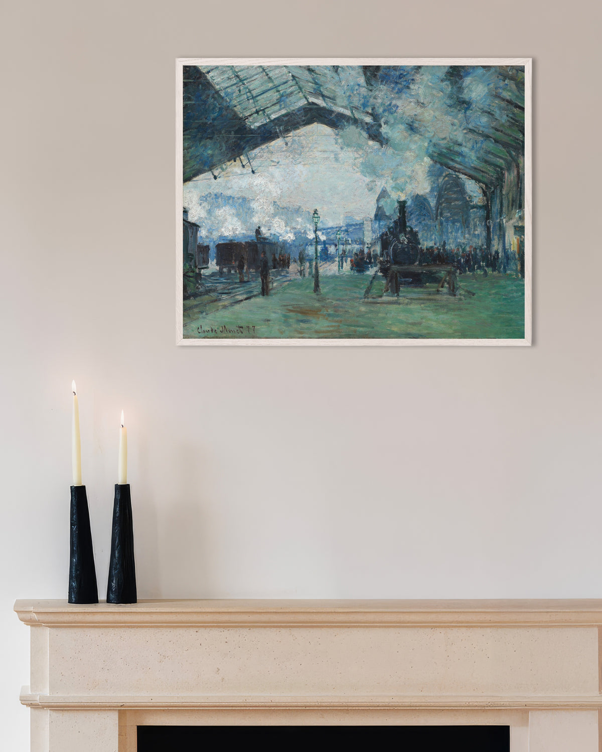 Poster Aankomst van de trein uit Normandië, Gare Saint-Lazare (1877) van Claude Monet met witte houten lijst