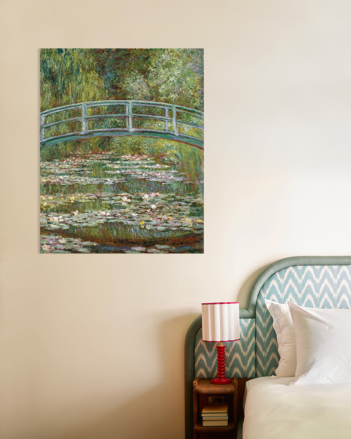Poster Brug over de waterlelievijver (1899) van Claude Monet