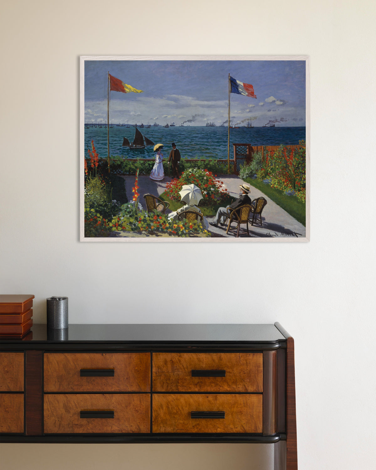 Poster Tuin in Sainte-Adresse (1867) van Claude Monet met witte houten lijst