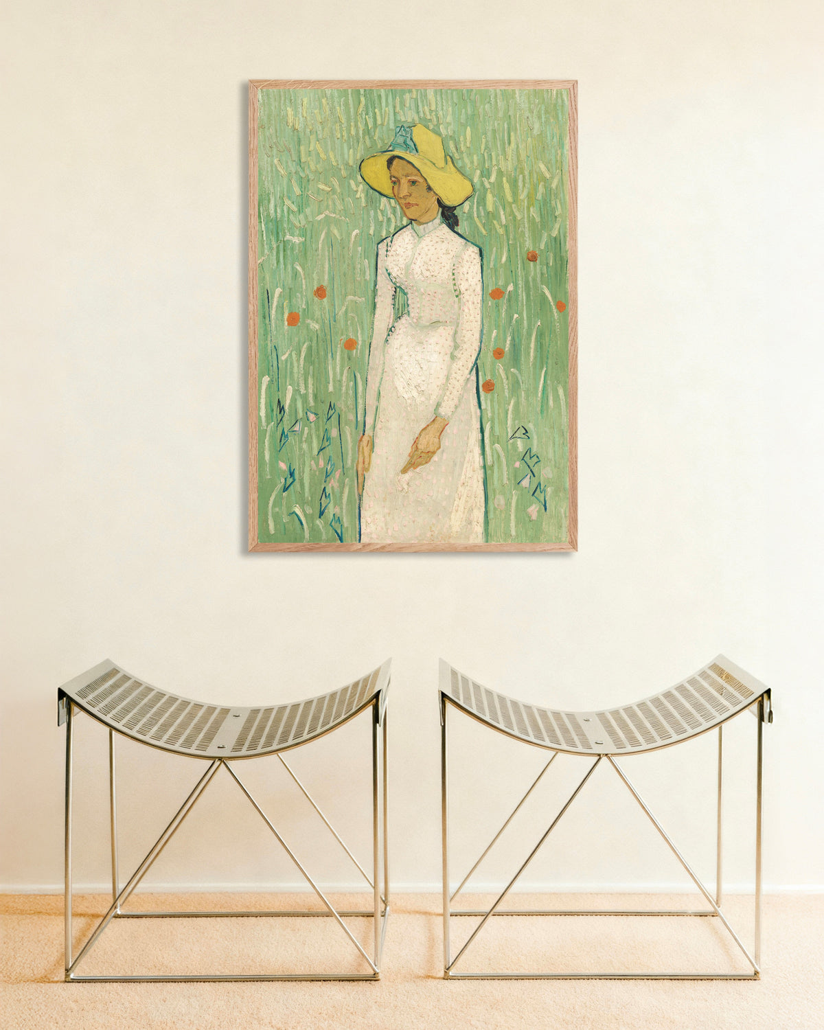 Poster van Meisje in het wit (1890) van Vincent van Gogh, met naturel houten lijst