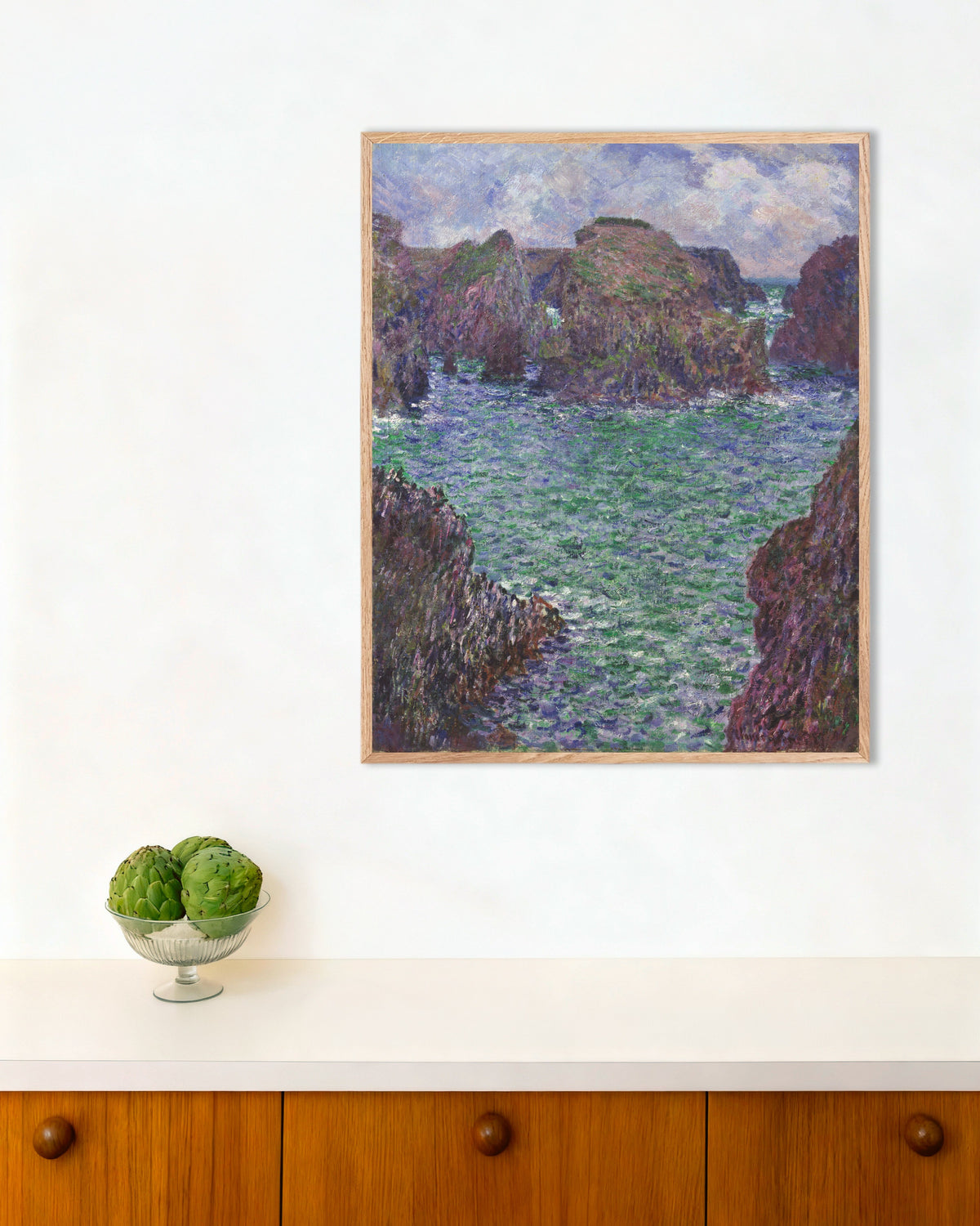 Poster Port-Goulphar, Belle-Île (1887) van Claude Monet met naturel houten lijst