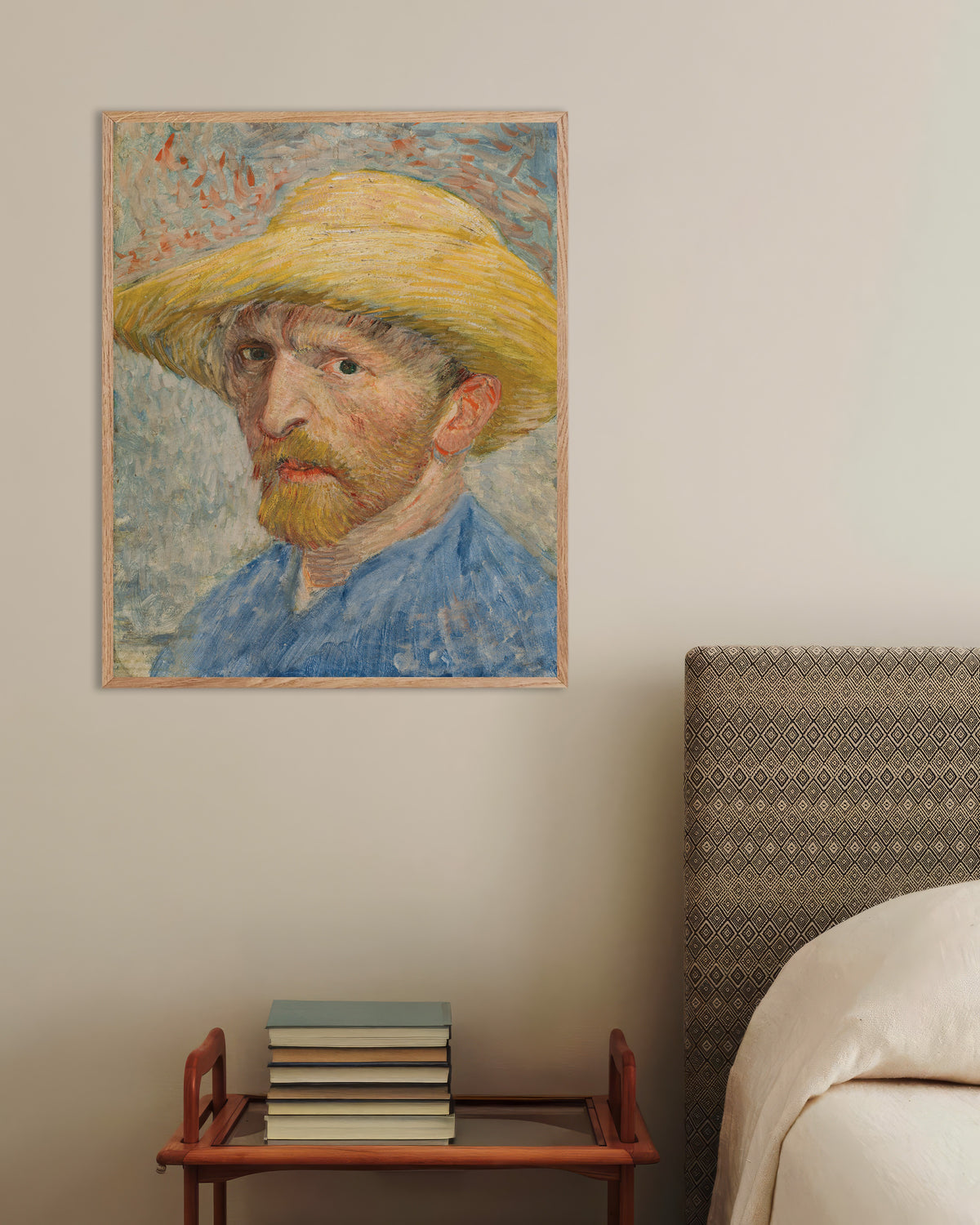 Poster van Zelfportret met strohoed en blauwe kiel (1887) van Vincent van Gogh, met lijst van naturel hout