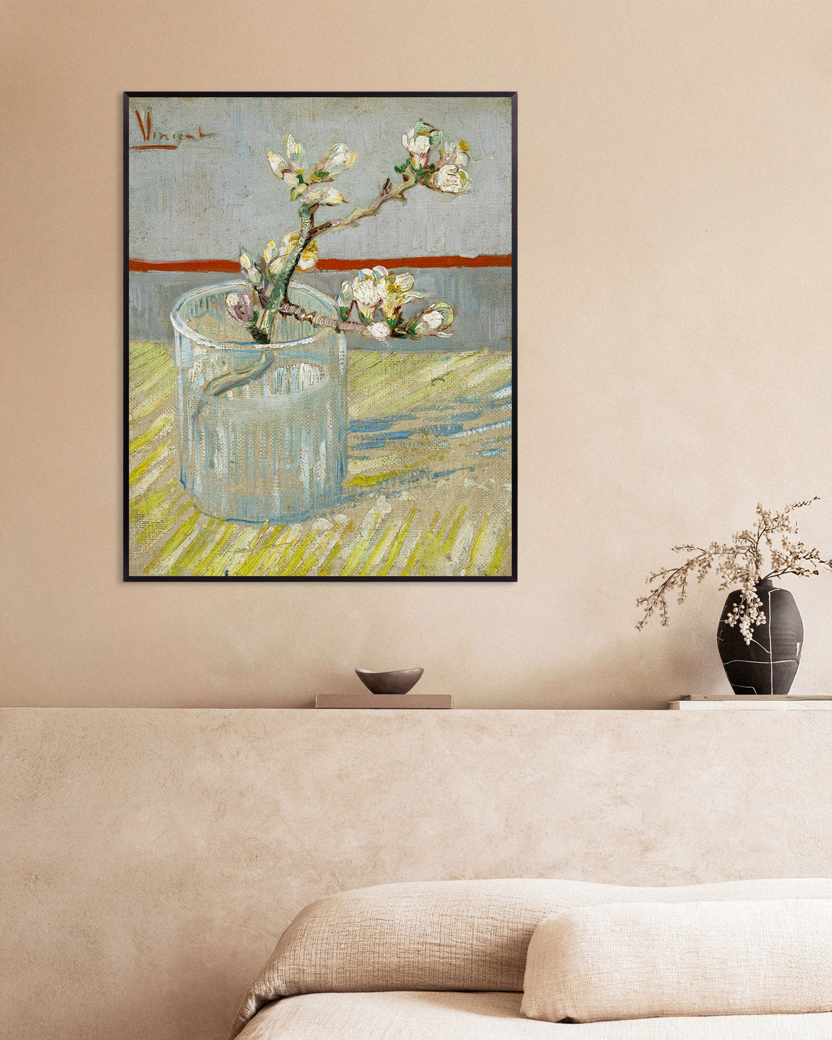 Poster van Twijg met bloeiende amandel in een glas (1888) van Vincent van Gogh, met metalen lijst