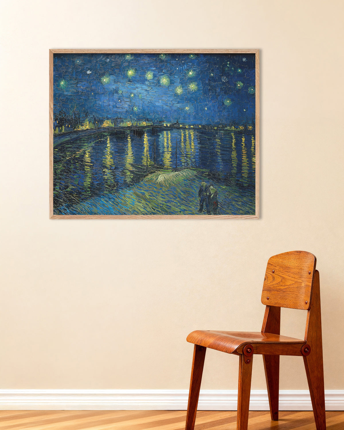 Poster van Sterrennacht boven de Rhône (1888) van Vincent van Gogh, met naturel houten lijst