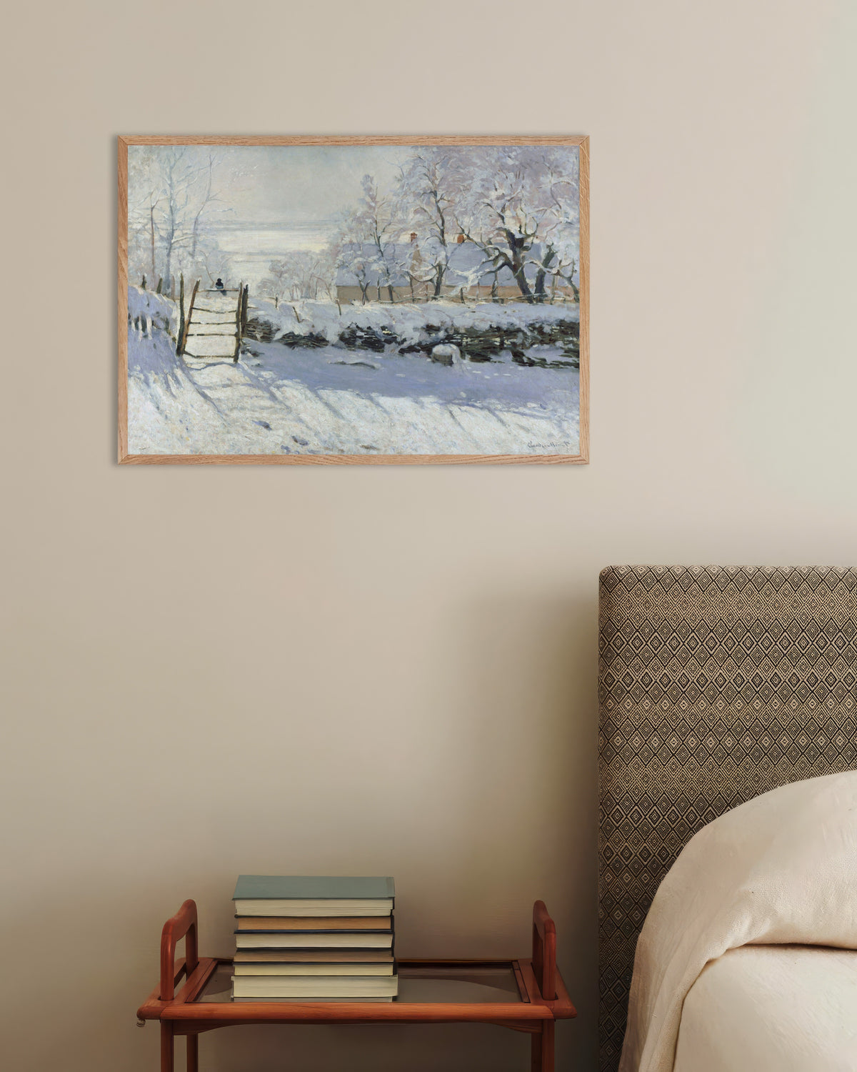 Poster De ekster (1868–1869) van Claude Monet met naturel houten lijst