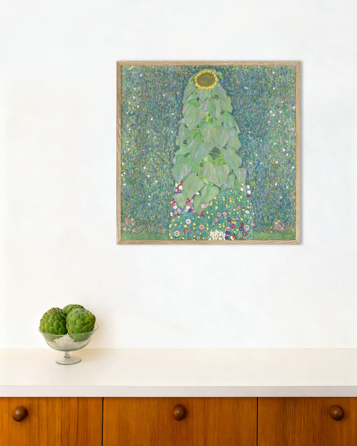 Poster De zonnebloem (1907–1908) van Gustav Klimt met naturel houten lijst