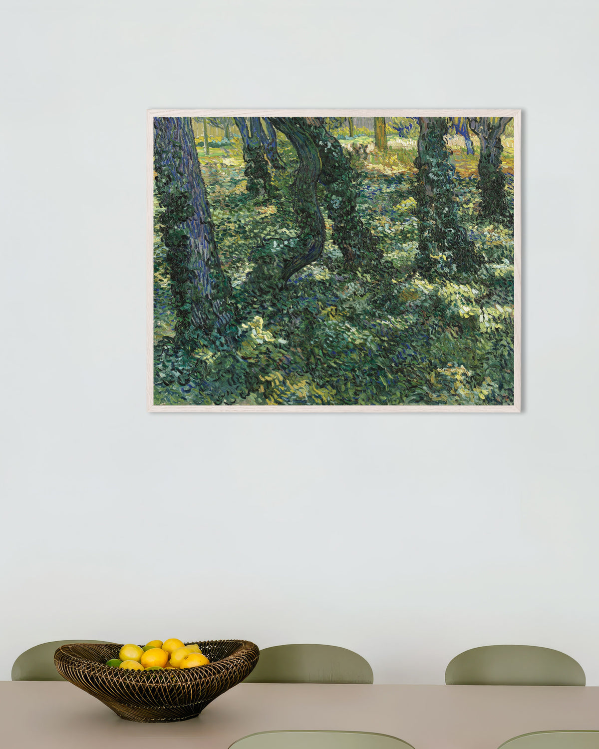 Poster van Ondergroei (1887) van Vincent van Gogh, met witte houten lijst